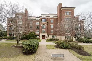 120 Seaver St, Brookline, MA 02445 - Photo 1