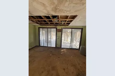 127 Crescent Place, Hanson, MA 02341 - Photo 4