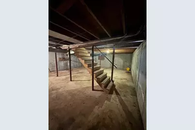 127 Crescent Place, Hanson, MA 02341 - Photo 14