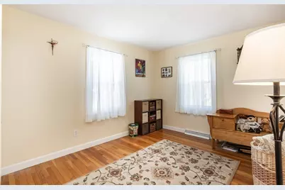 78 Greenbrier Dr, New Bedford, MA 02745 - Photo 10