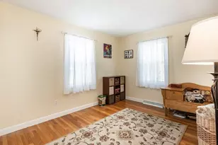 78 Greenbrier Dr, New Bedford, MA 02745 - Photo 10