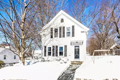 4 Garfield Ave, Stoneham, MA 02180 - Photo 1