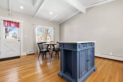 4 Garfield Ave, Stoneham, MA 02180 - Photo 10