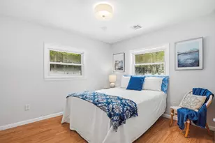 128 Clinton St, Hopkinton, MA 01748 - Photo 12