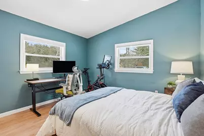 128 Clinton St, Hopkinton, MA 01748 - Photo 16