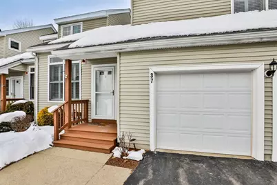 37 Coles Way #37, Atkinson, NH 03811 - Photo 2