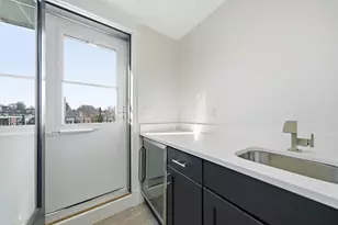 49-51D Coffey St, Boston, MA 02122 - Photo 24