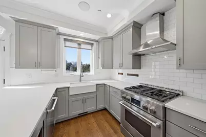 49-51D Coffey Street #51C, Boston, MA 02122 - Photo 4