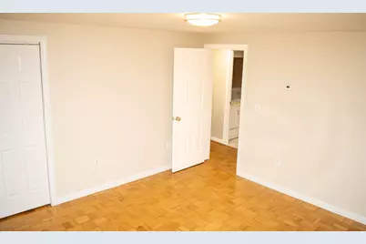 9 Wrentham St #n/a, Boston, MA 02124 - Photo 8