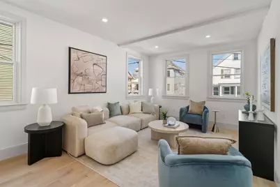 10-12 Clyde Rd #1, Watertown, MA 02472 - Photo 4