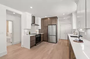 10-12 Clyde Rd, Watertown, MA 02472 - Photo 12