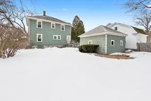 14 Chase St, Danvers, MA 01923 - Photo 4
