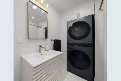 263 Princeton St, Boston, MA 02128 - Photo 18