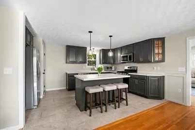 32 Stratton Drive, Hudson, MA 01749 - Photo 4