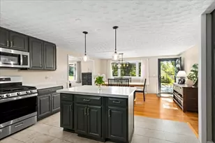 32 Stratton Dr, Hudson, MA 01749 - Photo 10