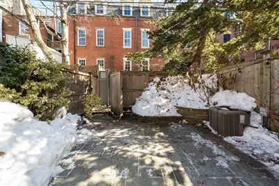 9 Cross Street, Boston, MA 02129 - Photo 32