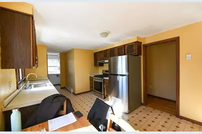 46 Marlboro #46, Belmont, MA 02478 - Photo 12