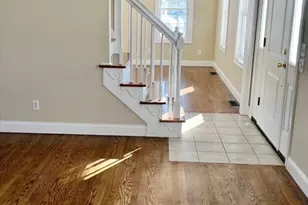 8 Vista Cir, Rutland, MA 01543 - Photo 4