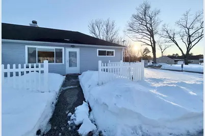 117 Andersen Rd #117, Chicopee, MA 01022 - Photo 1