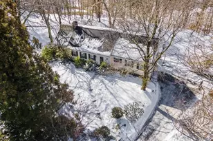 162 Hampshire Rd, Wellesley, MA 02481 - Photo 2