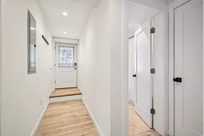 10 Wakefield Ave #B, Wakefield, MA 01880 - Photo 26