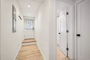 10 Wakefield Ave, Wakefield, MA 01880 - Photo 26