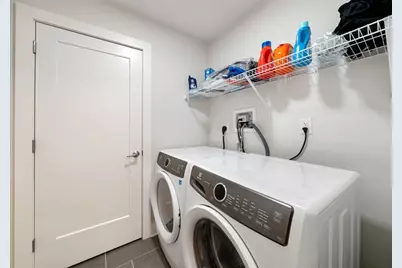 240 Salem St #3B, Medford, MA 02155 - Photo 22