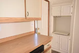 1245 Pawtucket Blvd, Lowell, MA 01854 - Photo 4