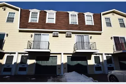 1245 Pawtucket Blvd #4, Lowell, MA 01854 - Photo 1