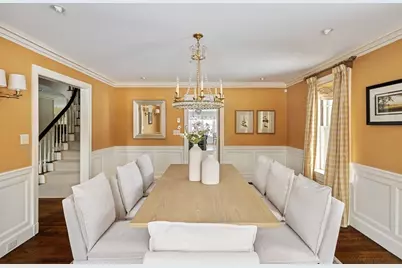 4 Dartmouth St, Winchester, MA 01890 - Photo 10