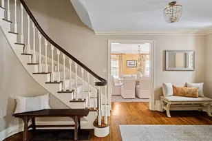 4 Dartmouth St, Winchester, MA 01890 - Photo 4