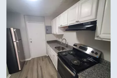 760 Cummins Highway #18, Boston, MA 02126 - Photo 2