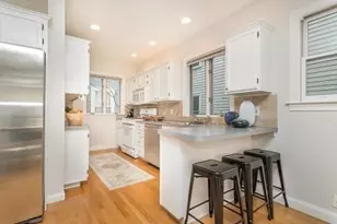 1431 Cambridge St, Cambridge, MA 02139 - Photo 2