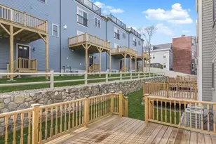 35 Lambert St, Boston, MA 02119 - Photo 10