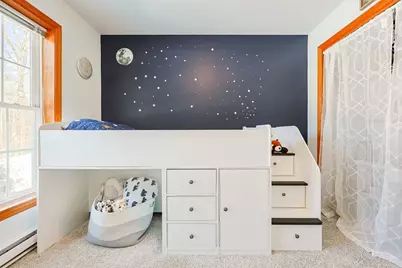 8 Wallis St, Douglas, MA 01516 - Photo 20