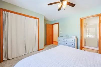 8 Wallis St, Douglas, MA 01516 - Photo 24