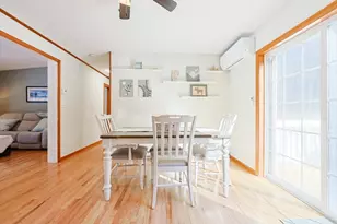 8 Wallis St, Douglas, MA 01516 - Photo 6