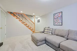 8 Wallis St, Douglas, MA 01516 - Photo 26