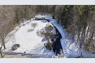 8 Wallis St, Douglas, MA 01516 - Photo 36