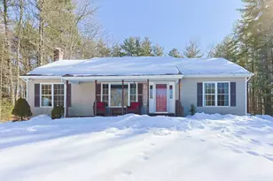 8 Wallis St, Douglas, MA 01516 - Photo 1