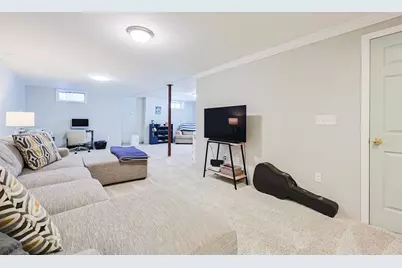 8 Wallis St, Douglas, MA 01516 - Photo 30