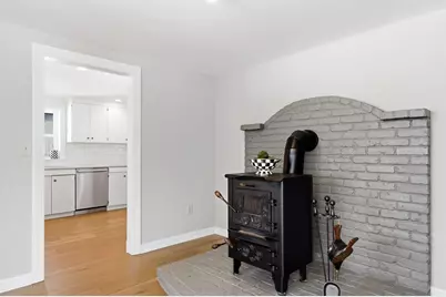 7 Hoyt Ave, Amesbury, MA 01913 - Photo 10