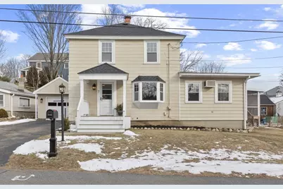 7 Hoyt Ave, Amesbury, MA 01913 - Photo 1