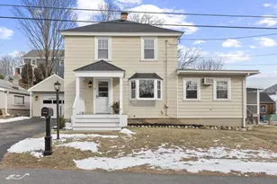 7 Hoyt Ave, Amesbury, MA 01913 - Photo 1
