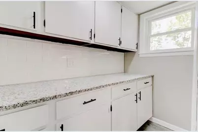 63 Oak St, Ludlow, MA 01056 - Photo 4