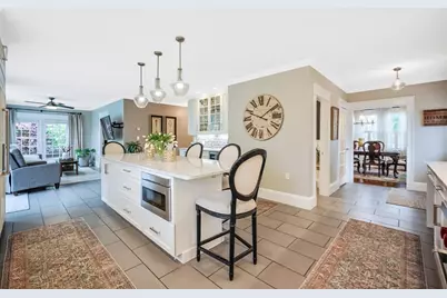 37 Pelton St, Boston, MA 02132 - Photo 10