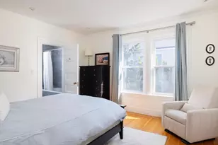 123 Centre St, Brookline, MA 02446 - Photo 16