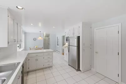 100 Magnolia Dr, Westwood, MA 02090 - Photo 10