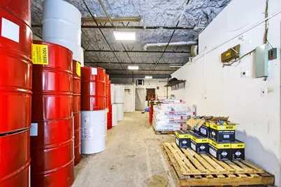 236 Weymouth St, Rockland, MA 02370 - Photo 24