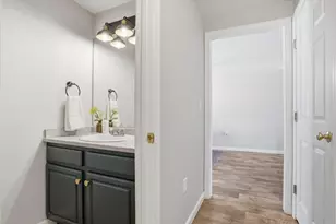 147 Costitution Dr, Fitchburg, MA 01420 - Photo 6